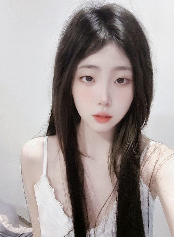男士体恤欧美风メイリン モデルコレクション メ激情婷婷红人馆高清在线观看